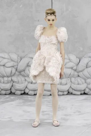 Chanel-Spring-2008-Couture (42).jpg