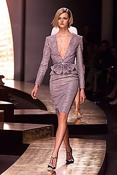valentino-spring-2001-couture (5).jpg