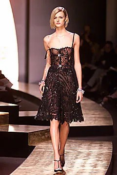valentino-spring-2001-couture (19).jpg
