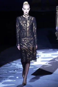 valentino-fall-2002-couture (18).jpg