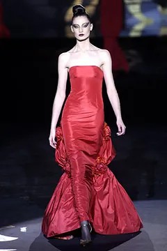 valentino-fall-2002-couture (57).jpg