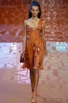 valentino-spring-2005-ready-to-wear (26).jpg