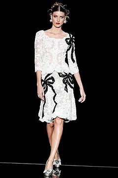 valentino-spring-2005-couture (3).jpg