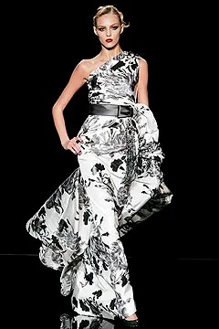 valentino-spring-2005-couture (35).jpg