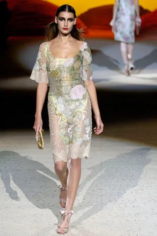 valentino-spring-2006-couture (21).jpg