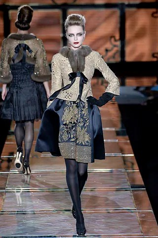 valentino-fall-2006-couture (16).jpg
