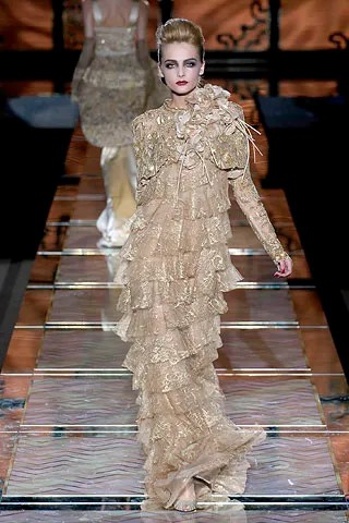 valentino-fall-2006-couture (29).jpg