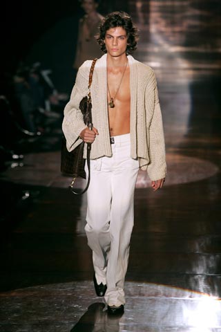 gucci-spring-2005-menswear (17).jpg