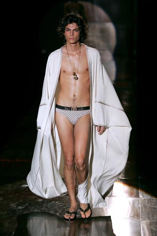 gucci-spring-2005-menswear (29).jpg